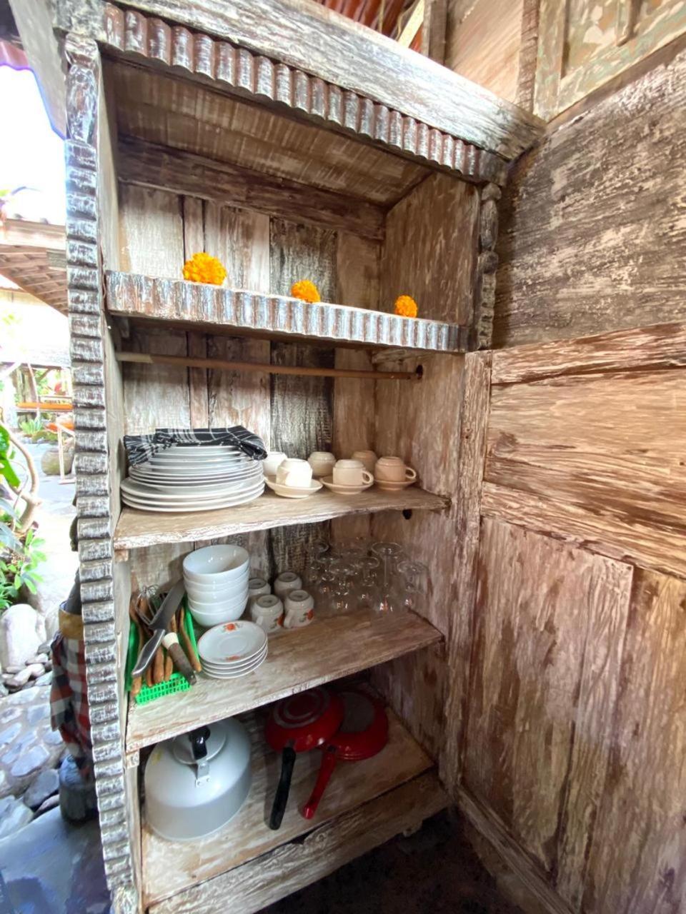 Funky Place Lovina  Luaran gambar