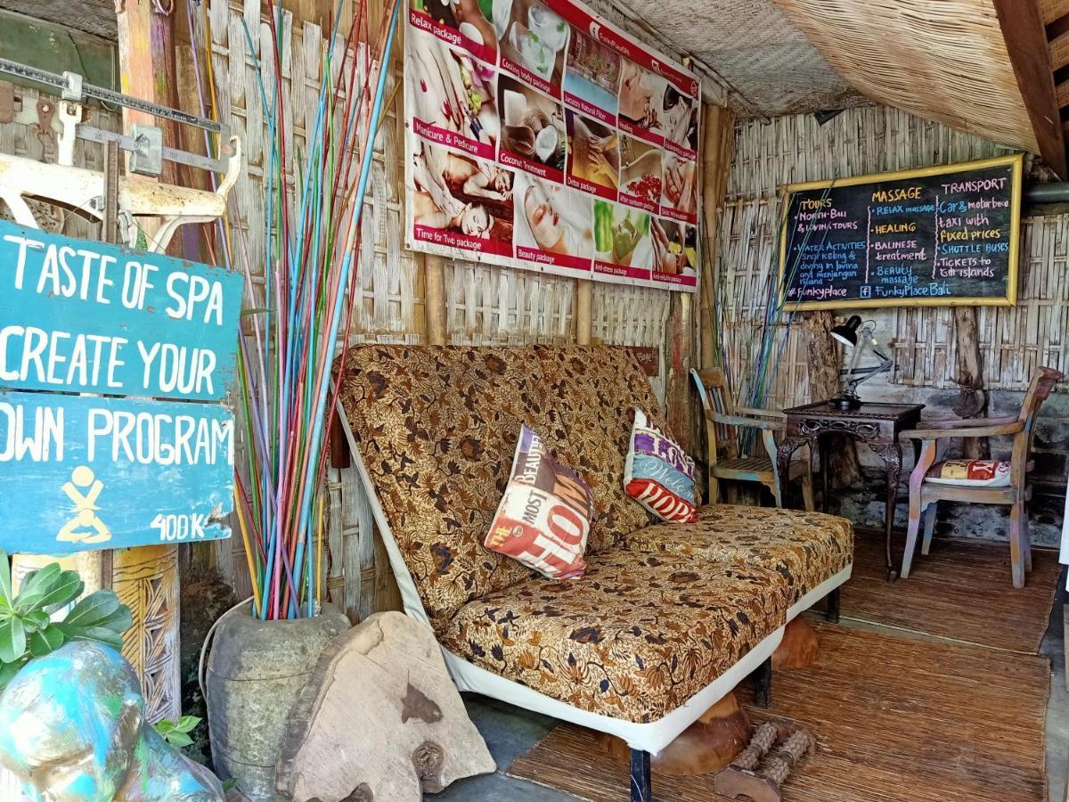 Funky Place Lovina  Luaran gambar