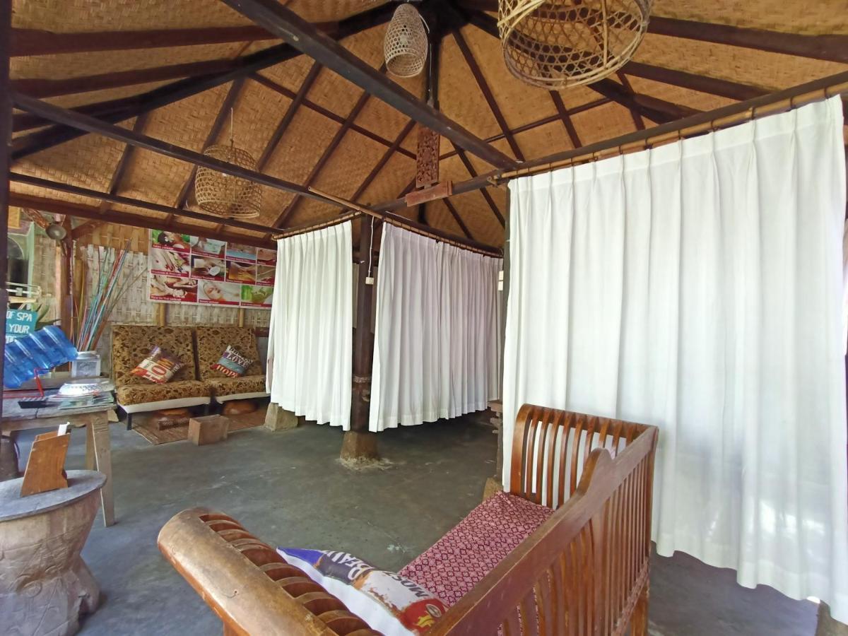 Funky Place Lovina  Luaran gambar